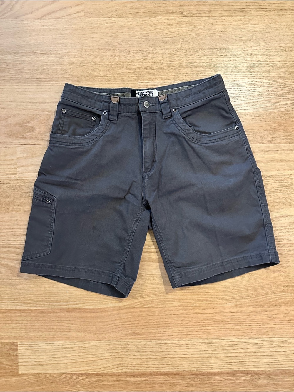 Mountain Khakis Men's Classic fit shorts